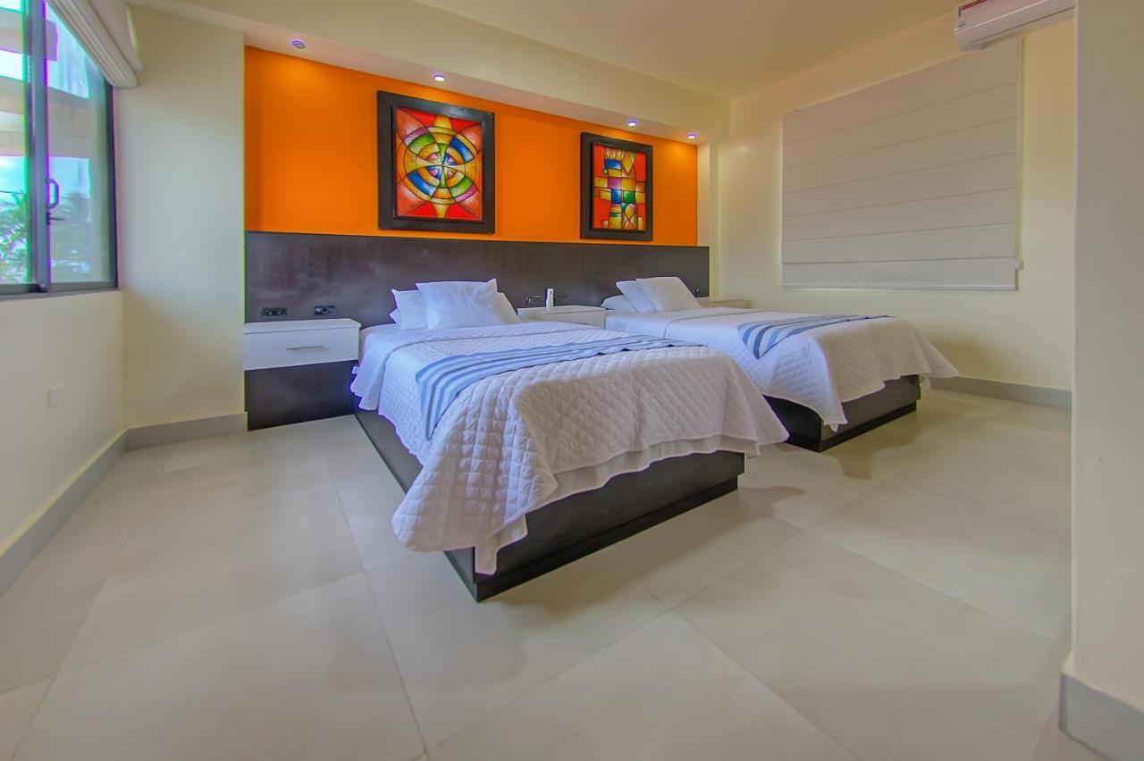 פורטו וילאמיל Hostal Villamil מראה חיצוני תמונה