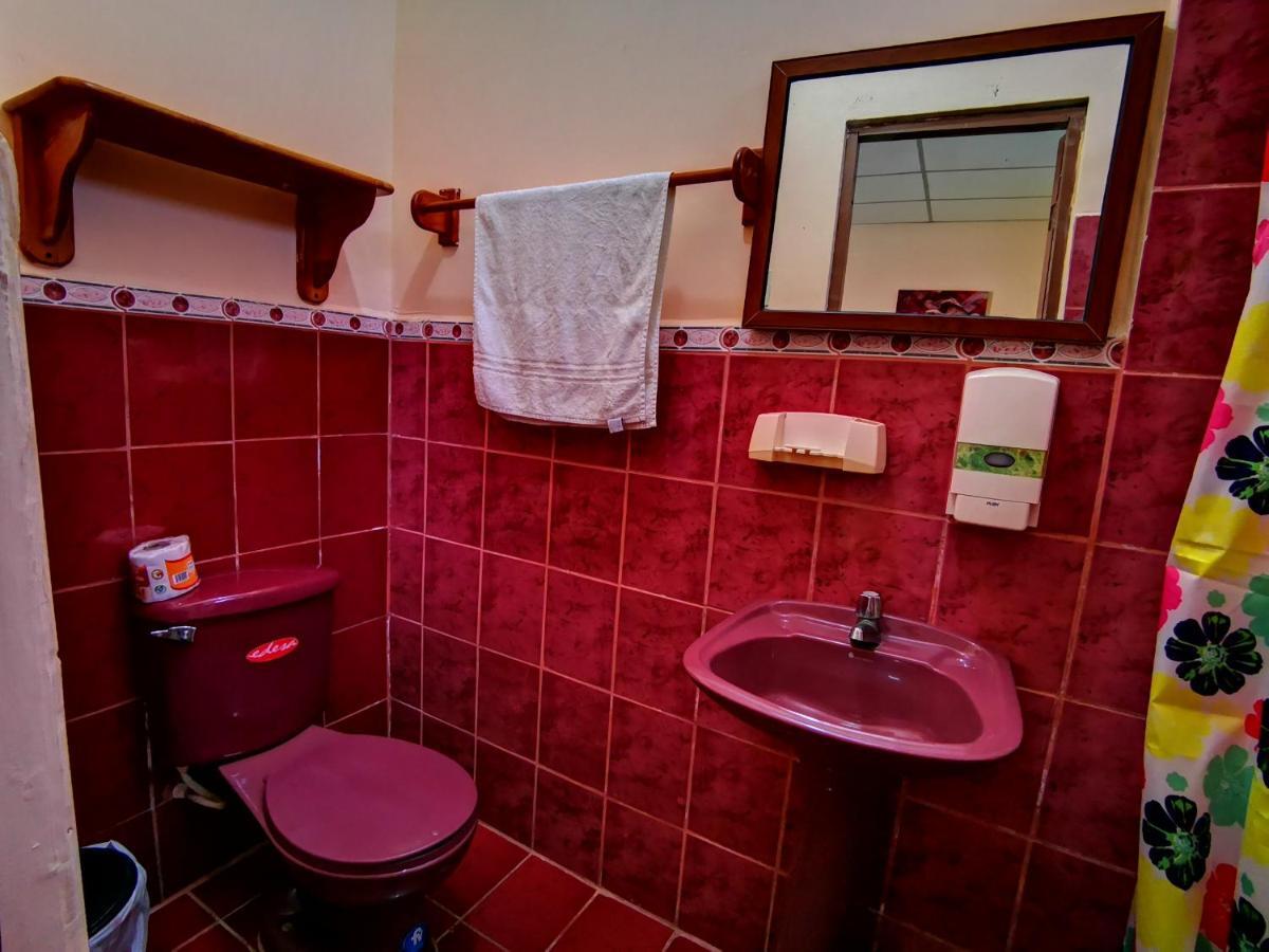 פורטו וילאמיל Hostal Villamil מראה חיצוני תמונה